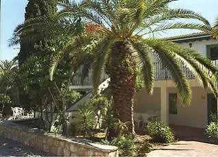 Hotel Torrents 4*
